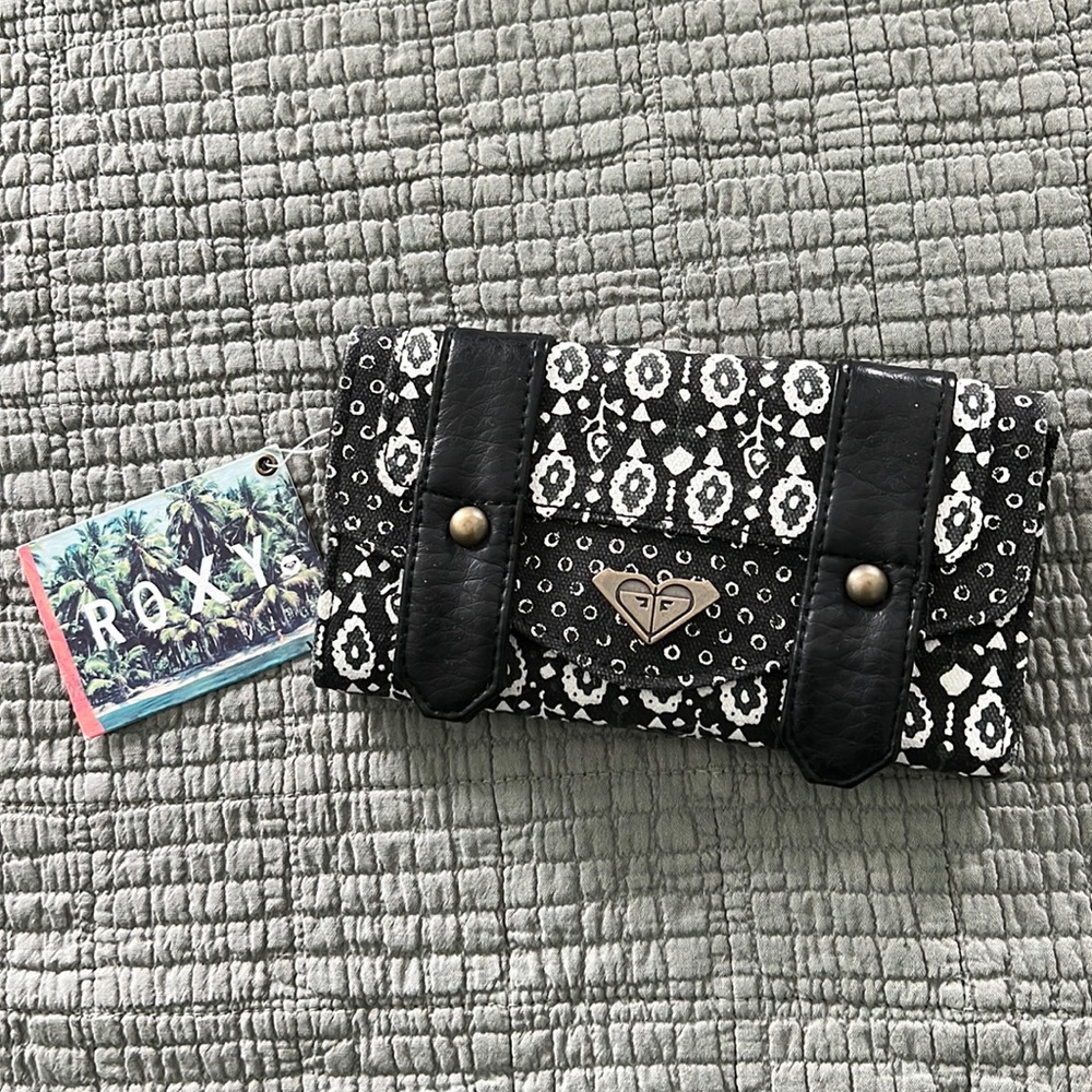 Roxy HotShot Wallet